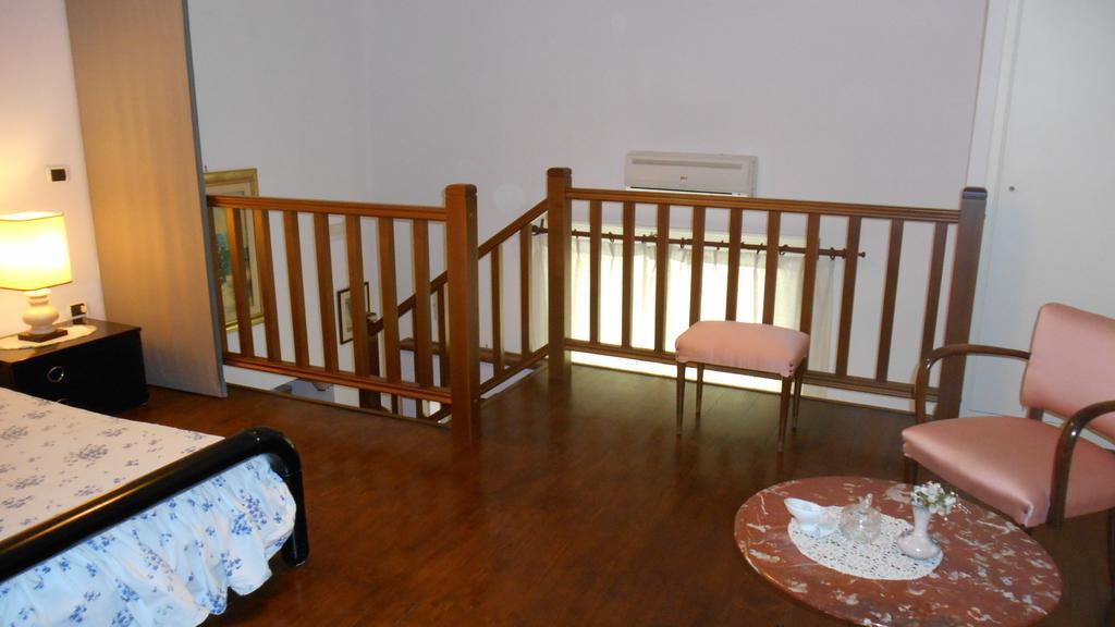 דירות נאפולי Casa Sannazzaro חדר תמונה